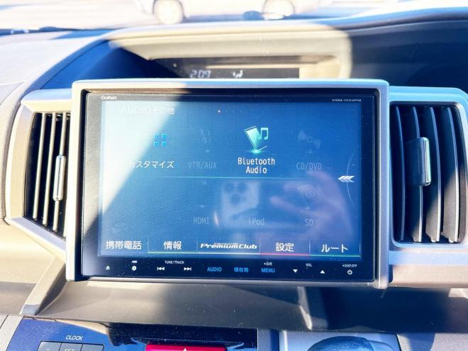 ステップワゴン2.0G Eセレクション 4WD 本州仕入　寒冷地仕様 純正ナビ　Bluetooth接続　後席モニター　パワースライド　アイドリングストップ　社外アルミ　横滑り防止　スマートキー　3列シート　タイミングチェーン車　バックカメラ　フルセグTV 4WD 2000 ５Dr