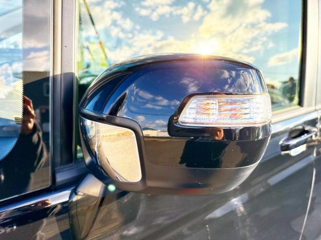 ステップワゴン2.0G Eセレクション 4WD 本州仕入　寒冷地仕様 純正ナビ　Bluetooth接続　後席モニター　パワースライド　アイドリングストップ　社外アルミ　横滑り防止　スマートキー　3列シート　タイミングチェーン車　バックカメラ　フルセグTV 4WD 2000 ５Dr