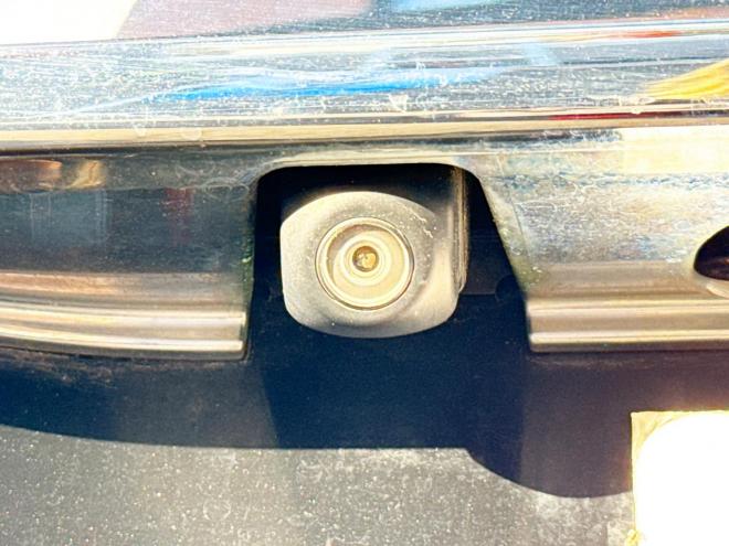 ステップワゴン2.0G Eセレクション 4WD 本州仕入　寒冷地仕様 純正ナビ　Bluetooth接続　後席モニター　パワースライド　アイドリングストップ　社外アルミ　横滑り防止　スマートキー　3列シート　タイミングチェーン車　バックカメラ　フルセグTV 4WD 2000 ５Dr