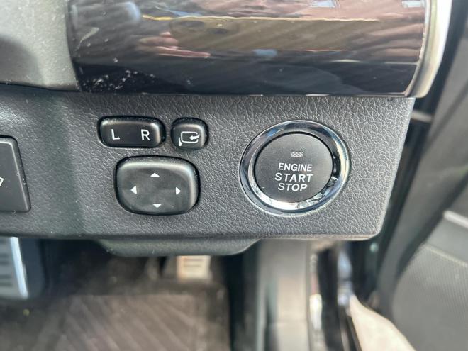 マークX2.5 250S Four 4WD　本州仕入　純正ナビ　軽減ブレーキ　社外ライト　スマートキー　シートヒーター　クルーズコントロール　バックカメラ　純正アルミ　MTモード付　フォグ　レーンキープアシスト　HID　盗難防止装置　パワーシート 2500 ５Dr