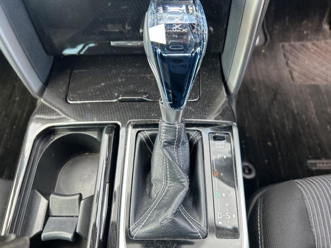 マークX2.5 250S Four 4WD　本州仕入　純正ナビ　軽減ブレーキ　社外ライト　スマートキー　シートヒーター　クルーズコントロール　バックカメラ　純正アルミ　MTモード付　フォグ　レーンキープアシスト　HID　盗難防止装置　パワーシート 2500 ５Dr