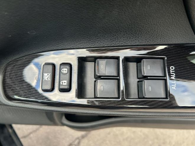 マークX2.5 250S Four 4WD　本州仕入　純正ナビ　軽減ブレーキ　社外ライト　スマートキー　シートヒーター　クルーズコントロール　バックカメラ　純正アルミ　MTモード付　フォグ　レーンキープアシスト　HID　盗難防止装置　パワーシート 2500 ５Dr