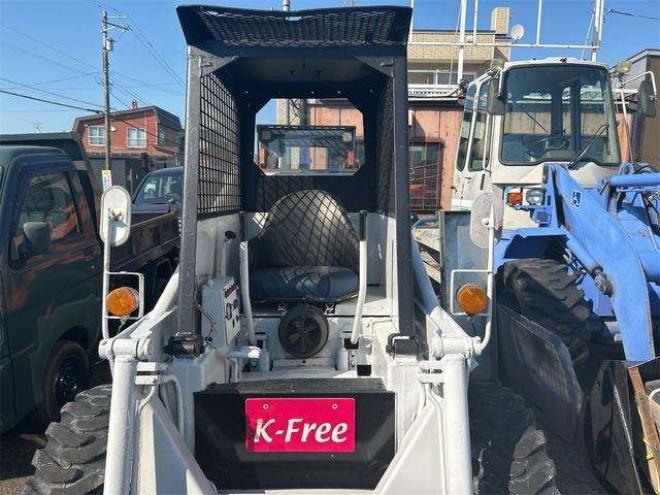 スキッドステアローダTCM 725　ボブキャット　 2WD 1500