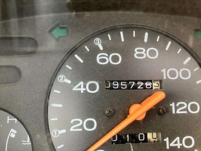 サンバートラック SDX 三方開 4WD　CD　MT車 660