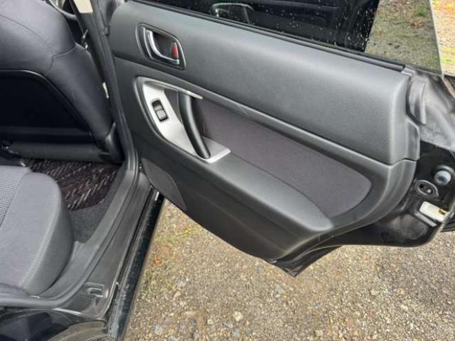 レガシィワゴン2.0 i Bスポーツ 4WD　ワンオーナー　12カ月点検済　下廻り防錆塗装済 2000