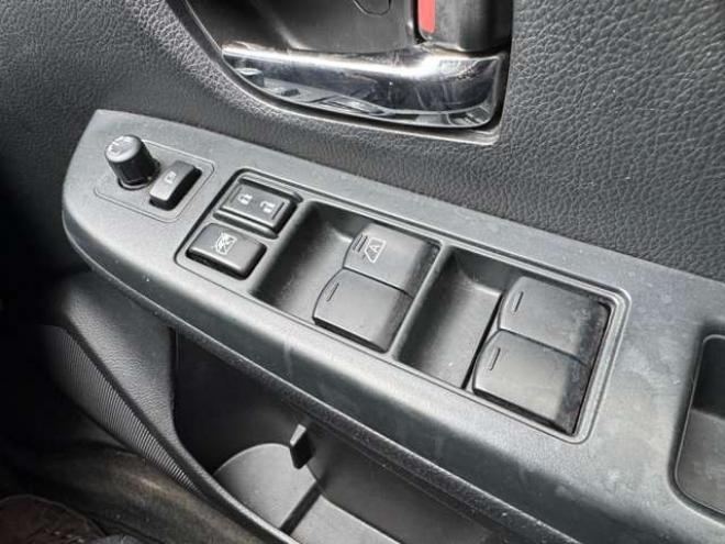 インプレッサスポーツ 2.0 i アイサイト 4WD　ナビ　TV　Bカメラ　Bluetooth　ワンオーナー車 2000