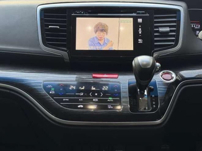 オデッセイ2.4 アブソルート EX 4WD　両側Pスライド　ナビ　TV　Bカメラ　Bluetooth　ハーフレザーシート 2400