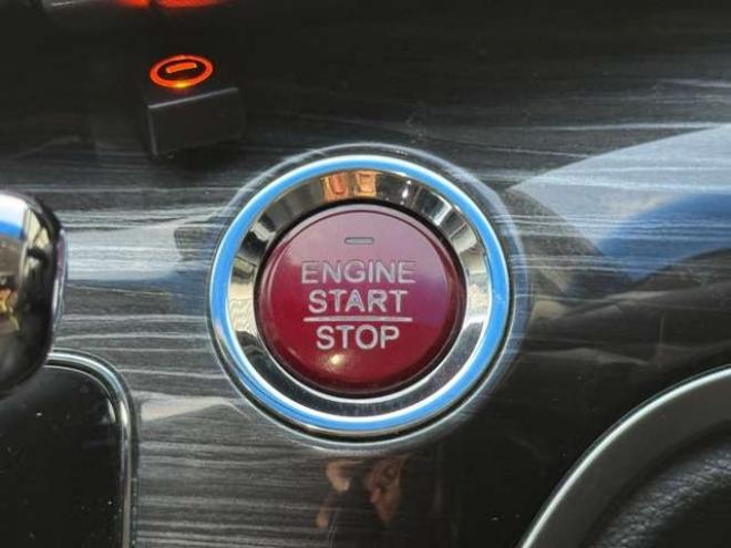 オデッセイ2.4 アブソルート EX 4WD　両側Pスライド　ナビ　TV　Bカメラ　Bluetooth　ハーフレザーシート 2400