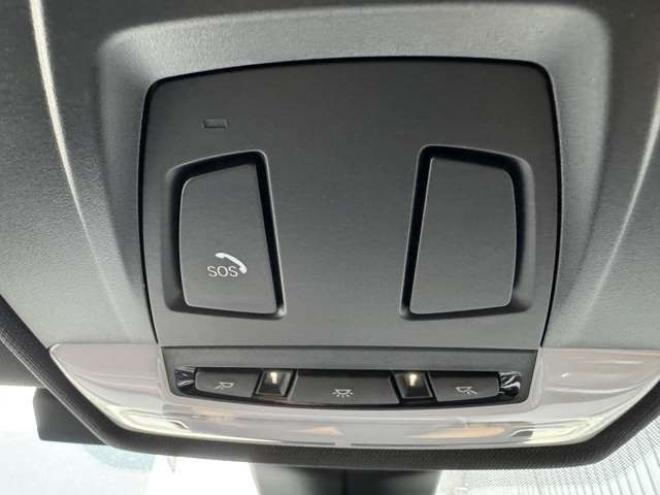 BMWX2 xドライブ18d MスポーツX ディーゼルターボ 4WD　本革　ナビ　Bカメラ 正規輸入車 2000