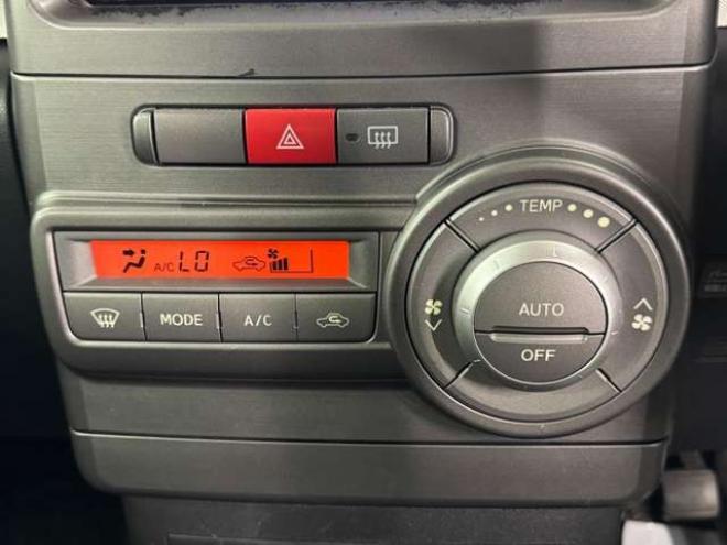 ピクシススペースX 4WD　12ヵ月点検済　下廻り防錆塗装済　エコアイドル　Bluetooth 660