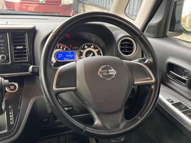 デイズルークスハイウェイスターX 4WD　純正エアロ　Pスライド　アラウンドビュー 660