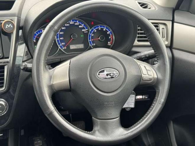 エクシーガ2.0 GT 4WD　パノラマルーフ　ナビ　TV　Bカメラ 2000