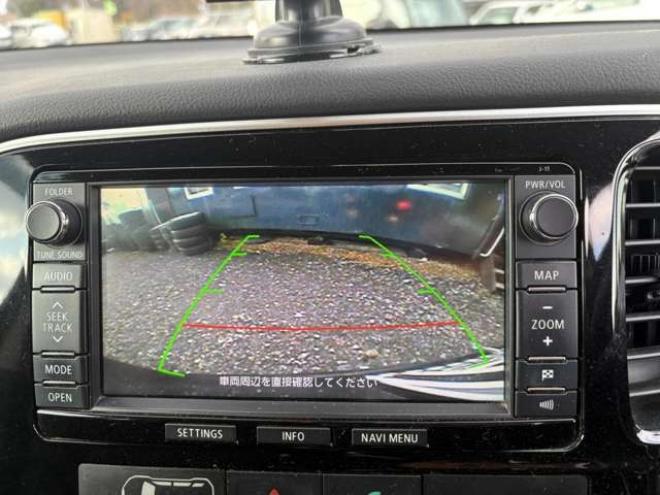 アウトランダーPHEV2.0 G ナビパッケージ 4WD　 2000