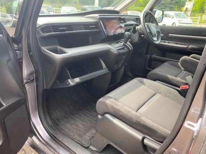 ステップワゴン1.5 スパーダ ホンダ センシング 4WD　 1500