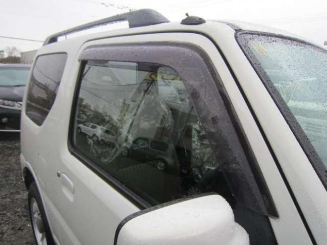 ジムニーワイルドウインド 4WD　社外アルミ ナビ&フルセグTV エンジンスターター シート&ミラーヒーター フォグ ドアバイザー ABS スタッドレス+アルミセット積込み 1年間走行無制限保証付 660