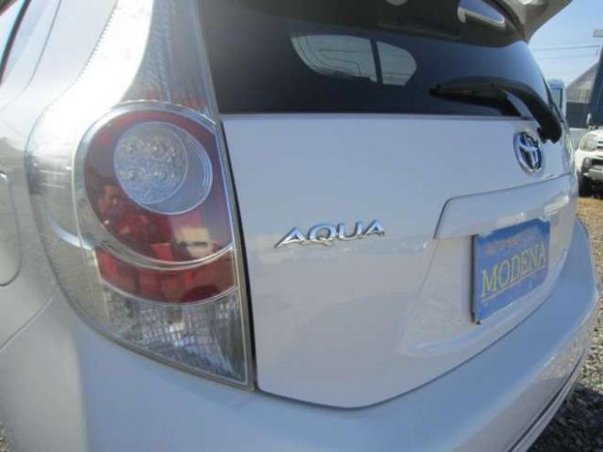 アクア1.5 G　1オーナー 純正エアロ ナビ&フルセグTV Biuetooth スマートキー エンスタ Pスタート シートヒーター ETC 純正16AW ドアバイザー 記録簿 スタッドレス+アルミセット積込み 1年間走行無制限保証付 2WD 1500