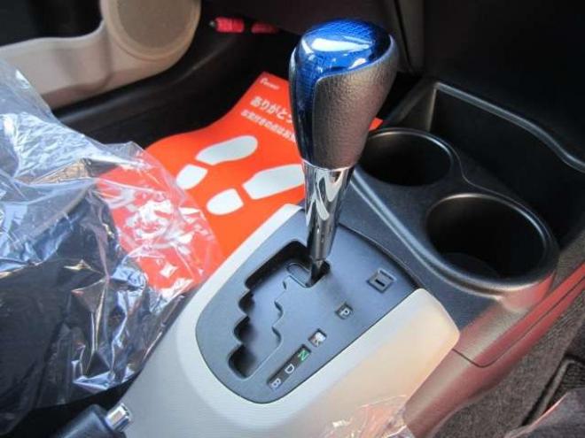 アクア1.5 G　1オーナー 純正エアロ ナビ&フルセグTV Biuetooth スマートキー エンスタ Pスタート シートヒーター ETC 純正16AW ドアバイザー 記録簿 スタッドレス+アルミセット積込み 1年間走行無制限保証付 2WD 1500