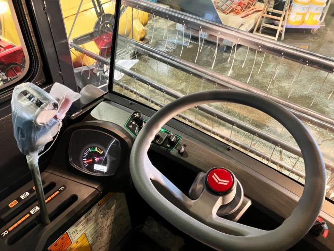 収穫機ヤンマー　未使用　コンバイン　YH700M　ワイドヘッダー2.6m仕様　農機具　作業機