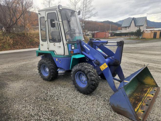ホイールローダWA30-5E0　スノータイヤ　苫小牧ヤード 4WD