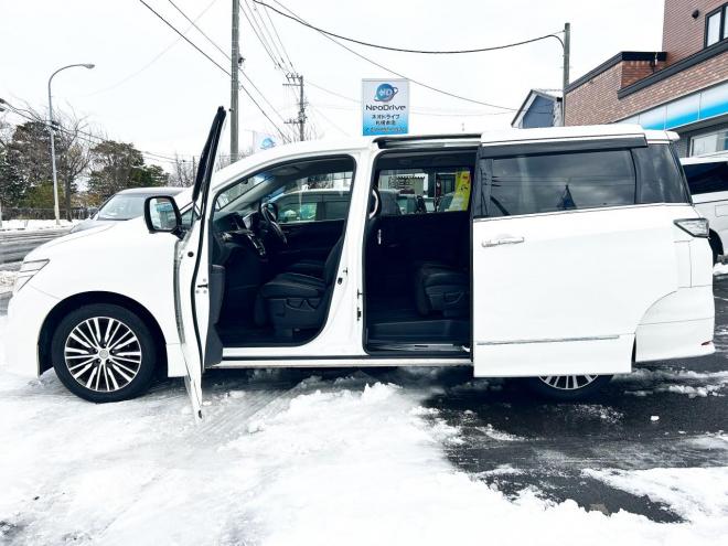 エルグランド250ハイウェイスターS 4WD　ローンが不安な方＜優遇ローン＞本州仕入 両側パワースライドドア　純正HDDナビ 4WD