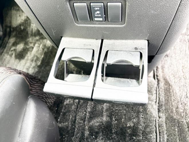 エルグランド250ハイウェイスターS 4WD　ローンが不安な方＜優遇ローン＞本州仕入 両側パワースライドドア　純正HDDナビ 4WD