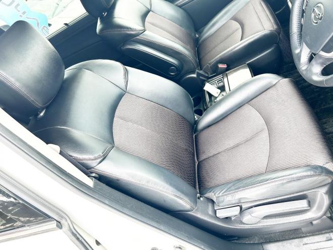 エルグランド250ハイウェイスターS 4WD　ローンが不安な方＜優遇ローン＞本州仕入 両側パワースライドドア　純正HDDナビ 4WD