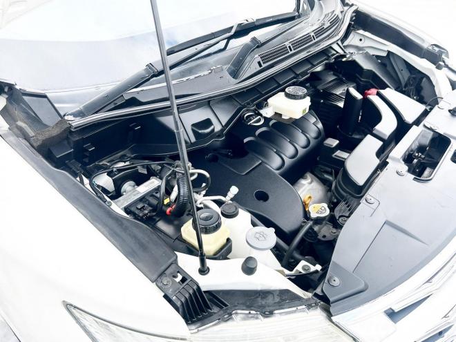 エルグランド250ハイウェイスターS 4WD　ローンが不安な方＜優遇ローン＞本州仕入 両側パワースライドドア　純正HDDナビ 4WD