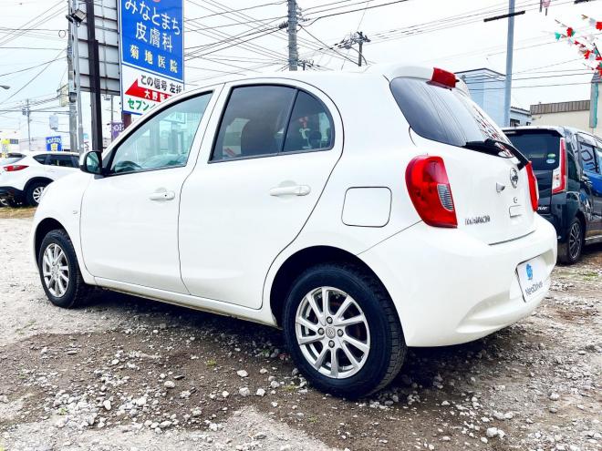 マーチ5ドア1.2X FOUR Vセレクション 4WD　ローンが不安な方＜優遇ローン＞　1年保証付 寒冷地仕様　純正ナビ