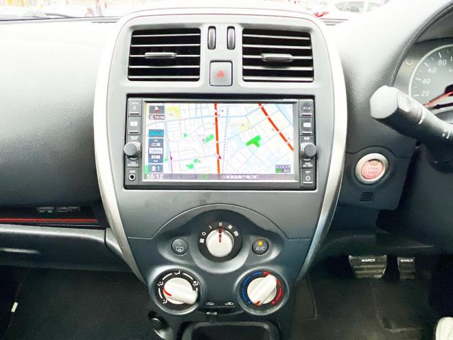 マーチ5ドア1.2X FOUR Vセレクション 4WD　ローンが不安な方＜優遇ローン＞　1年保証付 寒冷地仕様　純正ナビ