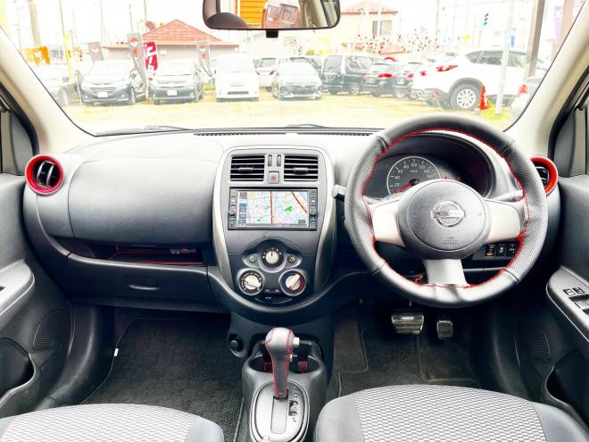 マーチ5ドア1.2X FOUR Vセレクション 4WD　ローンが不安な方＜優遇ローン＞　1年保証付 寒冷地仕様　純正ナビ