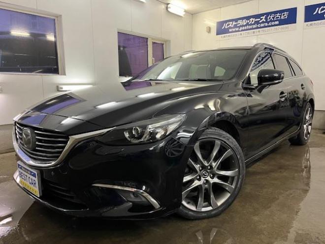 アテンザワゴンＸＤ　Ｌパッケージ　寒冷地仕様　禁煙車　スカイアクティブディーゼルターボ　純正１９インチＡＷ　社外１７ＡＷ＋スタッドレスタイヤ付　純正ナビ（地デジ　ＤＶＤ再生　Ｂｌｕｅｔｏｏｔｈ）＋バックカメラ　前後ドライブレコーダー　ヘッドアップディスプレイ　ＢＯＳＥサウンド　衝突軽減ブレーキ　レーダークルーズコントロール　車線逸脱警報　ＬＥＤヘッドライト　フロントガラス熱線　シートヒーター　ステアリングヒーター　横滑り防止装置　ＥＴＣ 4WD 2200 5Dr