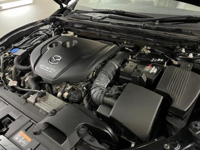 アテンザワゴンＸＤ　Ｌパッケージ　寒冷地仕様　禁煙車　スカイアクティブディーゼルターボ　純正１９インチＡＷ　社外１７ＡＷ＋スタッドレスタイヤ付　純正ナビ（地デジ　ＤＶＤ再生　Ｂｌｕｅｔｏｏｔｈ）＋バックカメラ　前後ドライブレコーダー　ヘッドアップディスプレイ　ＢＯＳＥサウンド　衝突軽減ブレーキ　レーダークルーズコントロール　車線逸脱警報　ＬＥＤヘッドライト　フロントガラス熱線　シートヒーター　ステアリングヒーター　横滑り防止装置　ＥＴＣ 4WD 2200 5Dr