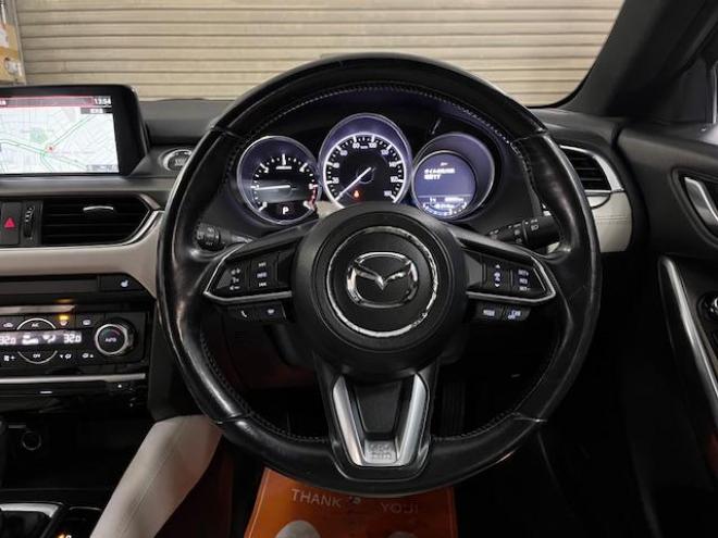 アテンザワゴンＸＤ　Ｌパッケージ　寒冷地仕様　禁煙車　スカイアクティブディーゼルターボ　純正１９インチＡＷ　社外１７ＡＷ＋スタッドレスタイヤ付　純正ナビ（地デジ　ＤＶＤ再生　Ｂｌｕｅｔｏｏｔｈ）＋バックカメラ　前後ドライブレコーダー　ヘッドアップディスプレイ　ＢＯＳＥサウンド　衝突軽減ブレーキ　レーダークルーズコントロール　車線逸脱警報　ＬＥＤヘッドライト　フロントガラス熱線　シートヒーター　ステアリングヒーター　横滑り防止装置　ＥＴＣ 4WD 2200 5Dr