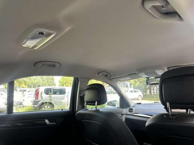 ベンツCクラス C180 アバンギャルド　クルーズコントロール　ABS　ナビTV　バックカメラ　ETC　革シート　キーレス　パワステ　パワーウィンドウ　電動シート　横滑り防止装置　盗難防止装置 正規輸入車 2WD 1800