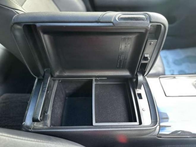 クラウンアスリート 2.5 G i-Four 4WD　サンルーフ　黒皮シート　レーダークルーズ　ETC　パワステ　パワーウィンドウ　純正ナビ　純正アルミ　ABS　キーレスエントリー 2500