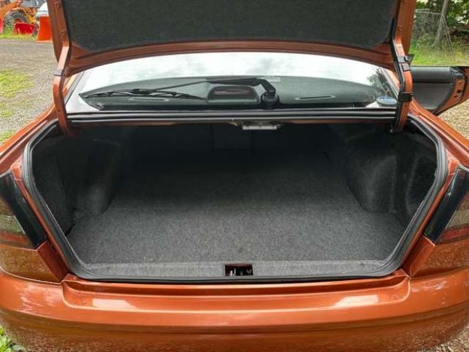 レガシィB4 2.0 RS タイプB 4WD　社外スターター　パワステ　パワーウィンドウ　純正エアロ　純正アルミ　ABS　キーレス　記録簿　電動シート　純正オーディオ 2000