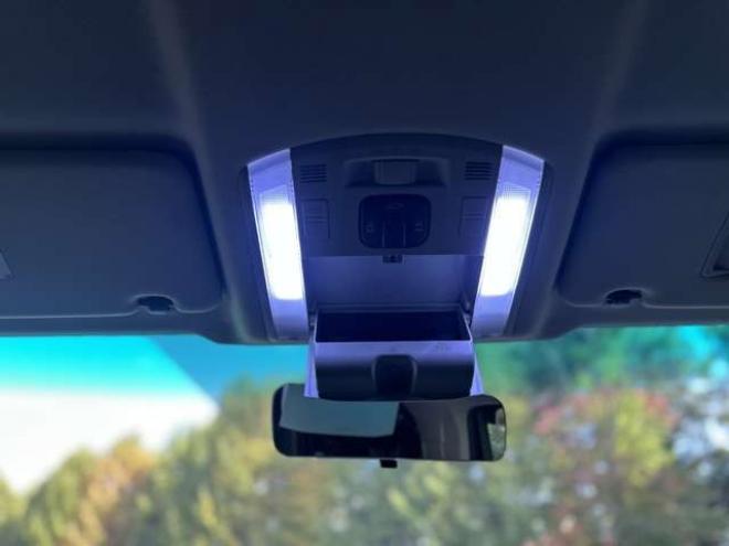 ヴェルファイア3.5 Z プラチナセレクションII 4WD　両側電動スライドドア　パワステ　パワーウィンドウ　ABS　クルーズコントロール　電動リアゲート　地デジナビ　バックカメラ　ETC　キーレス　純正アルミ　3列シート　後席モニター 3500