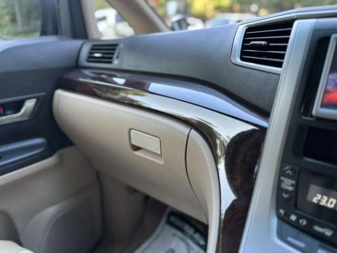 ヴェルファイア2.4 X 4WD　ワンオーナー　パワーウィンドウ　パワステ　社外ナビ　純正アルミ　ABS　キーレス　バックカメラ　左側電動スライドドア　ETC　ワイパーデアイサー 2400