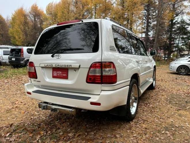 ランドクルーザー100 4.2 VXリミテッド Gセレクション ディーゼルターボ 4WD　ハイトコントロール　ヒッチメンバー　純正ナビ　バックカメラ　ベージュ革シート　シートヒーター　ETC　パワーウィンドウ　パワステ　サンルーフ　キーレスエントリー 4200