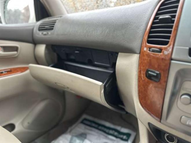 ランドクルーザー100 4.2 VXリミテッド Gセレクション ディーゼルターボ 4WD　ハイトコントロール　ヒッチメンバー　純正ナビ　バックカメラ　ベージュ革シート　シートヒーター　ETC　パワーウィンドウ　パワステ　サンルーフ　キーレスエントリー 4200