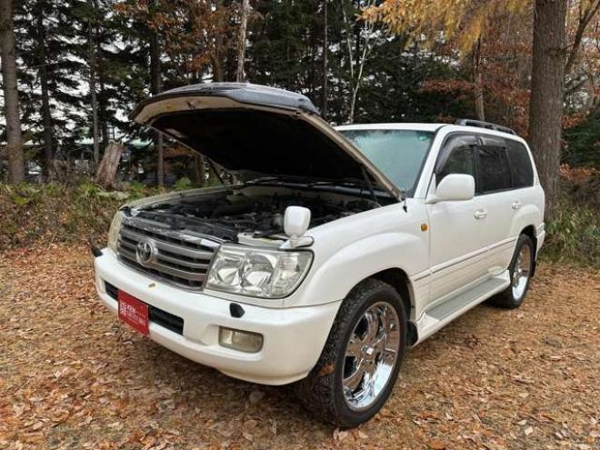 ランドクルーザー100 4.2 VXリミテッド Gセレクション ディーゼルターボ 4WD　ハイトコントロール　ヒッチメンバー　純正ナビ　バックカメラ　ベージュ革シート　シートヒーター　ETC　パワーウィンドウ　パワステ　サンルーフ　キーレスエントリー 4200