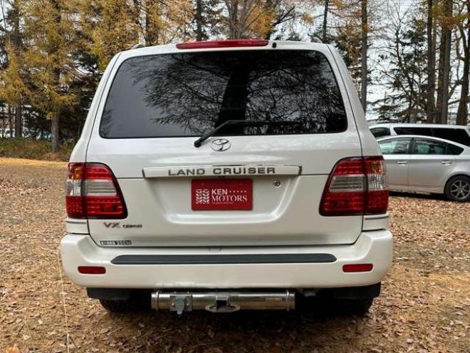 ランドクルーザー100 4.2 VXリミテッド Gセレクション ディーゼルターボ 4WD　ハイトコントロール　ヒッチメンバー　純正ナビ　バックカメラ　ベージュ革シート　シートヒーター　ETC　パワーウィンドウ　パワステ　サンルーフ　キーレスエントリー 4200