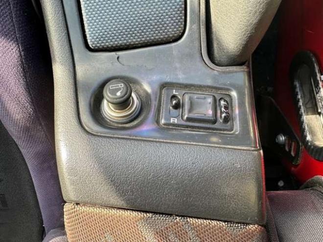 シルビア2.0 K’sクラブセレクション　ターボ　社外アルミ　外エアロ　社外ハンドル　パワステ　パワーウィンドウ　社外LSDデフ　社外インタークーラー　社外タコ足　S14タービン　全塗装済 2WD 2000