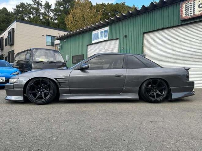 シルビア2.0 K’sクラブセレクション　ターボ　社外アルミ　外エアロ　社外ハンドル　パワステ　パワーウィンドウ　社外LSDデフ　社外インタークーラー　社外タコ足　S14タービン　全塗装済 2WD 2000