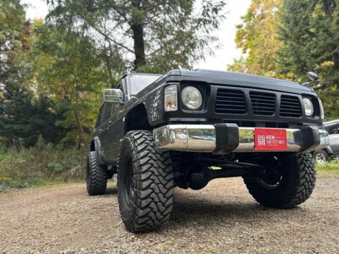 サファリ4.2 エクストラ標準ルーフAD ディーゼル 4WD　リフトアップ　リアヒーター　社外サンルーフ　ドライブレコーダー　ETC　可倒式リアシート　パワステ　社外アルミホイール　社外オーディオ　マッドタイヤ　全塗装済　ターボ 4200