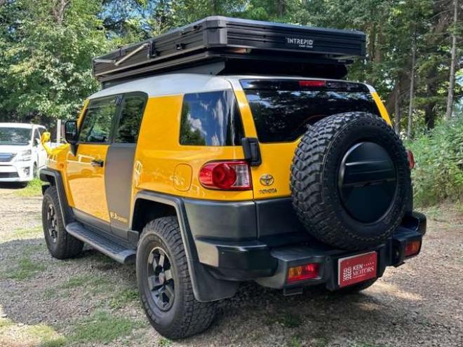 FJクルーザー4.0 カラーパッケージ 4WD　INTREPIDキャンプギアルーフテント　社外10インチナビ　バックカメラ　前後ドラレコ　パワステ　パワーウィンドウ　アルミ　ABS　キーレス　ETC 4000