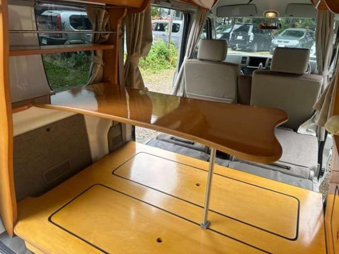 エブリィジョイン ハイルーフ 4WD　ポップアップルーフ　FFヒーター　サブバッテリー　700Wインバータリアヒーター　シンク　給水タンク　テーブル　禁煙車　パワステ　パワーウィンドウ　キーレス 660