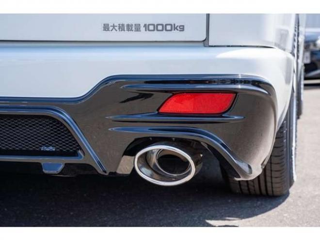 ハイエースバン2.8 スーパーGL ダークプライムII ロングボディ ディーゼルターボ 4WD　ESSEXカスタム　FリップスポイラーVer.4　サイドライナー　クワトロリアバンパー　プログレスIバッドパネル　17インチELホイール　ヨコハマPARADA　415COBRAフラットキット 2800