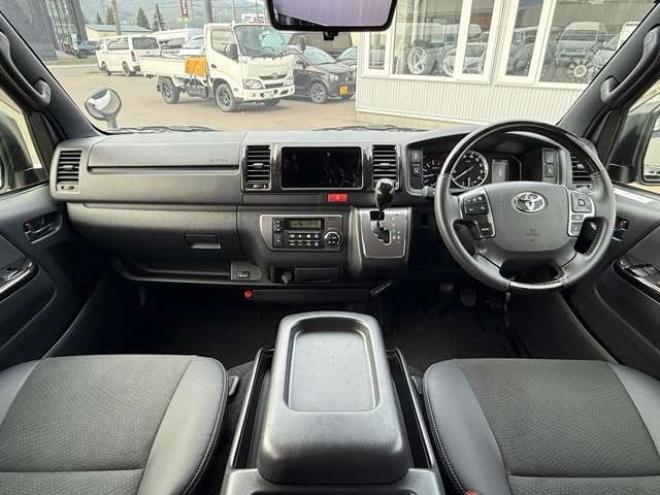 ハイエースバン2.8 スーパーGL ダークプライムII ロングボディ ディーゼルターボ 4WD　ワンオーナー 寒冷地仕様 パノラミックビューモニター デジタルインナーミラー 415COBRA CL-3フロントリップ CL-2サイドステップ　CL-ステップリアバンパー　ステージ2　バッドラッカー18インチアルミ　トーヨーH30 2800