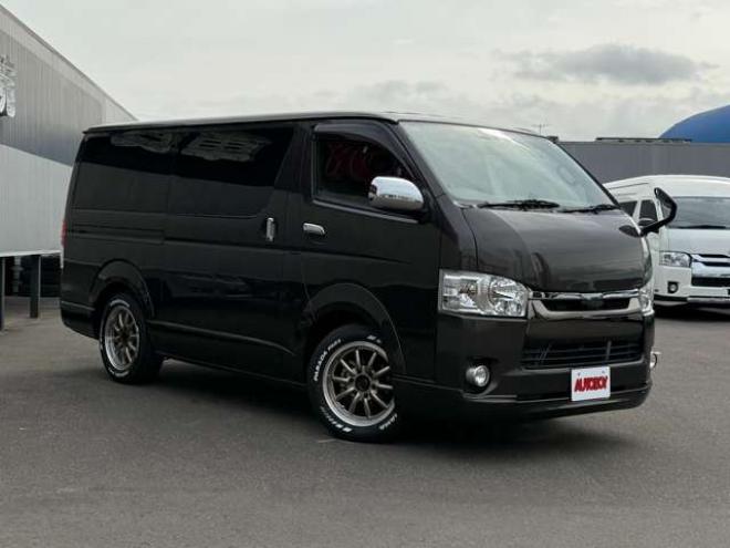 ハイエースバン2.8 スーパーGL 50TH アニバーサリー リミテッド ロングボディ ディーゼルターボ 4WD　415COBRA　CL-3 フロントリップスポイラー　ステージ2ルーフスポイラー　By2NEO　BADフェイスボンネット　ローフォルムフェンダー　ESSEX　ENCB　17インチブロンズホイール　ヨコハマパラダ　NEWパーツカスタム 2800